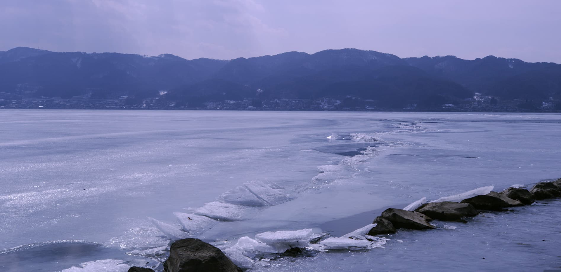 長野・諏訪湖の御神渡り2018_8K