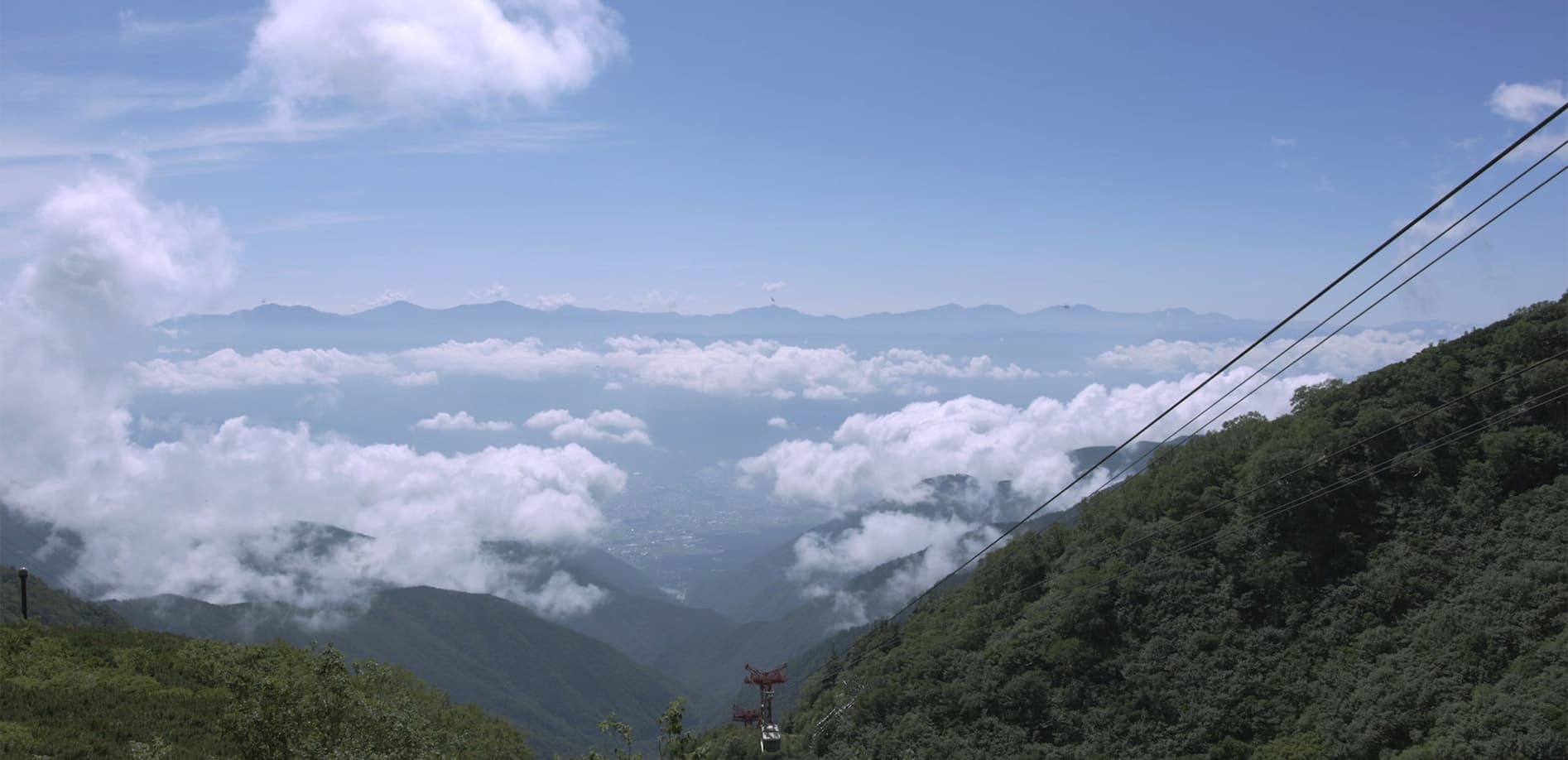稜線の向こう側、木曽駒ヶ岳へ。_8K