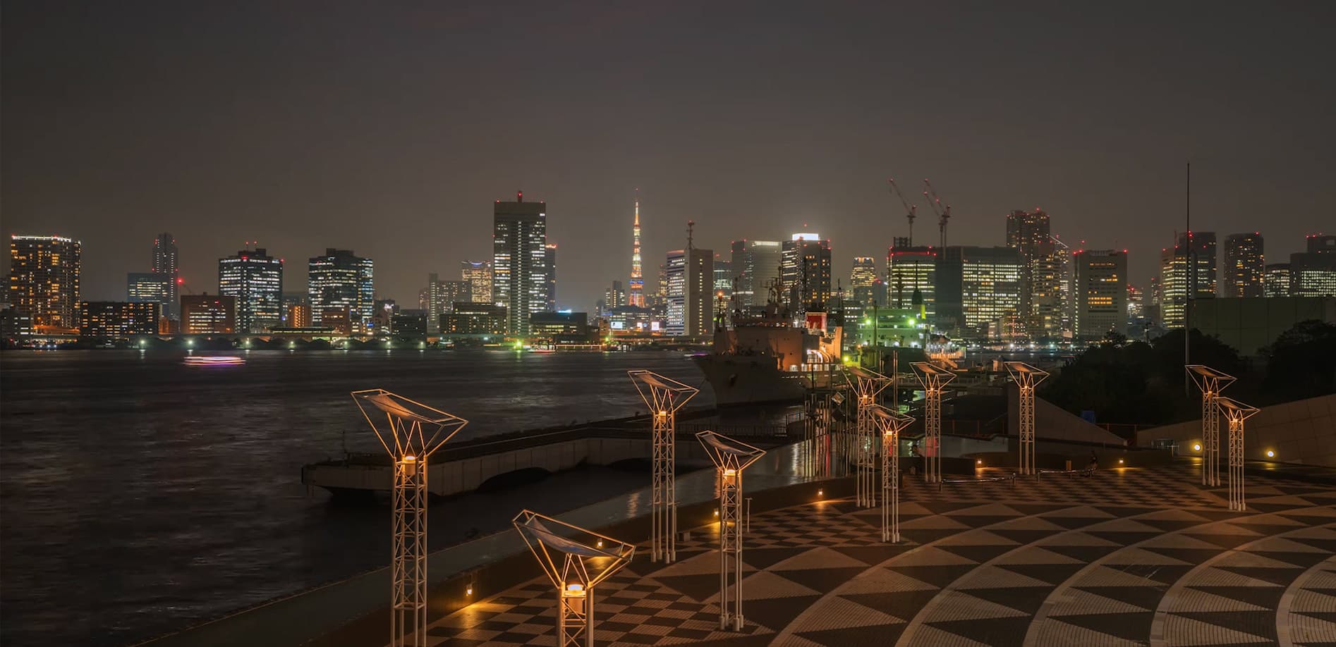 晴海埠頭の夕焼け・夜景_8K