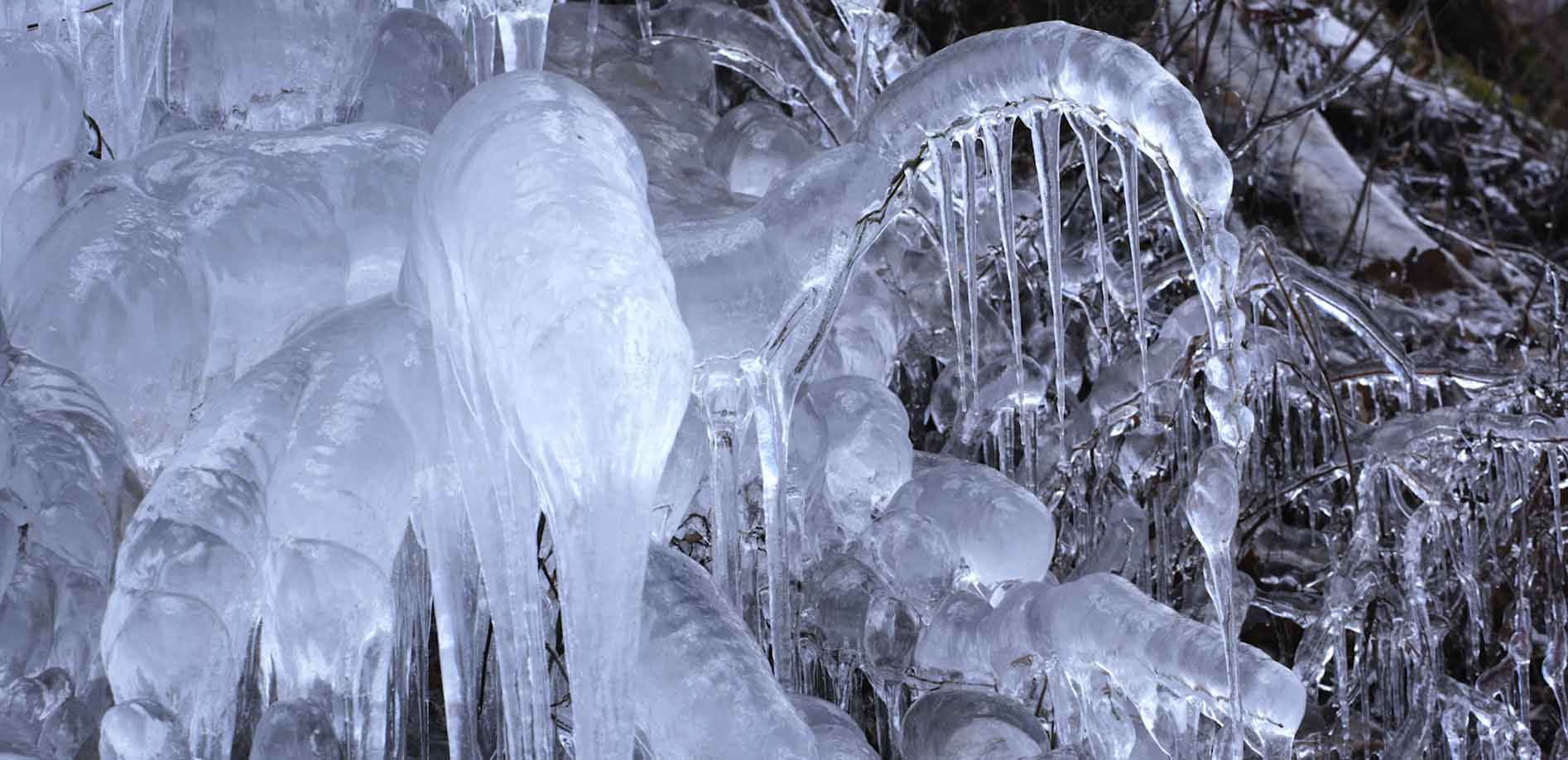 冬の秩父・あしがくぼの氷柱_8K