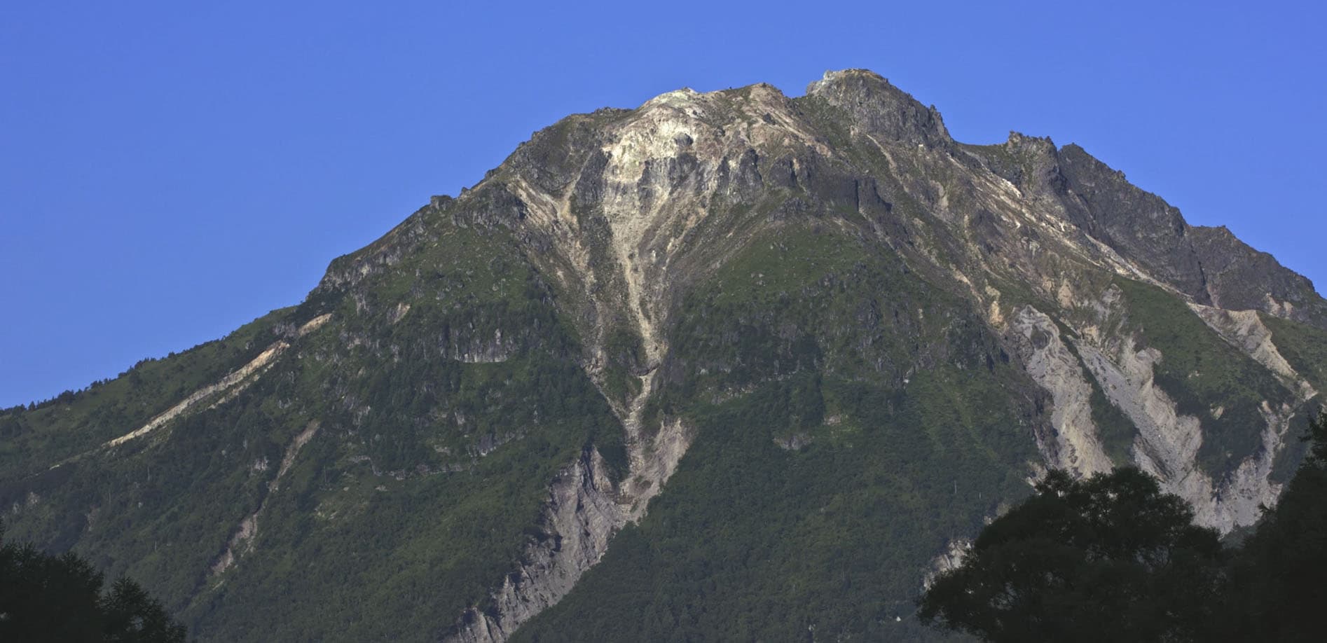 上高地で迎える朝、夏_8K