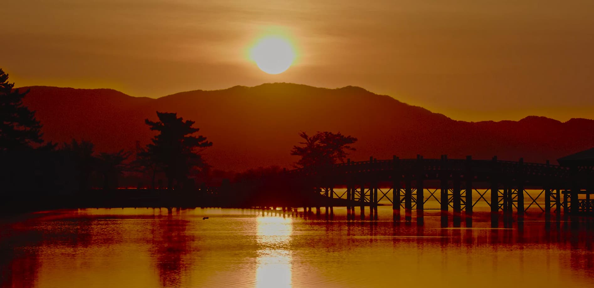 青森の朝焼け、鶴の舞橋_8K