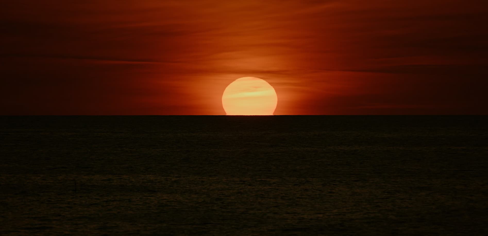 青森・千畳敷海岸の夕日_8K