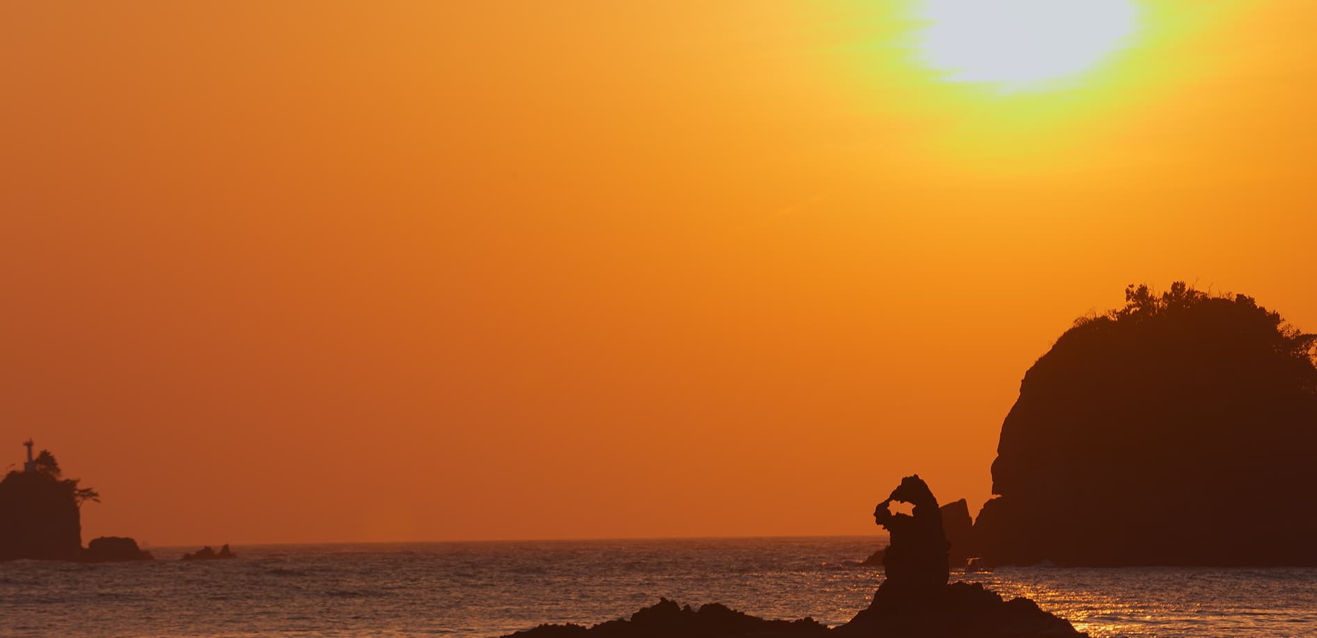 西伊豆 太田子海岸の夕日_8K
