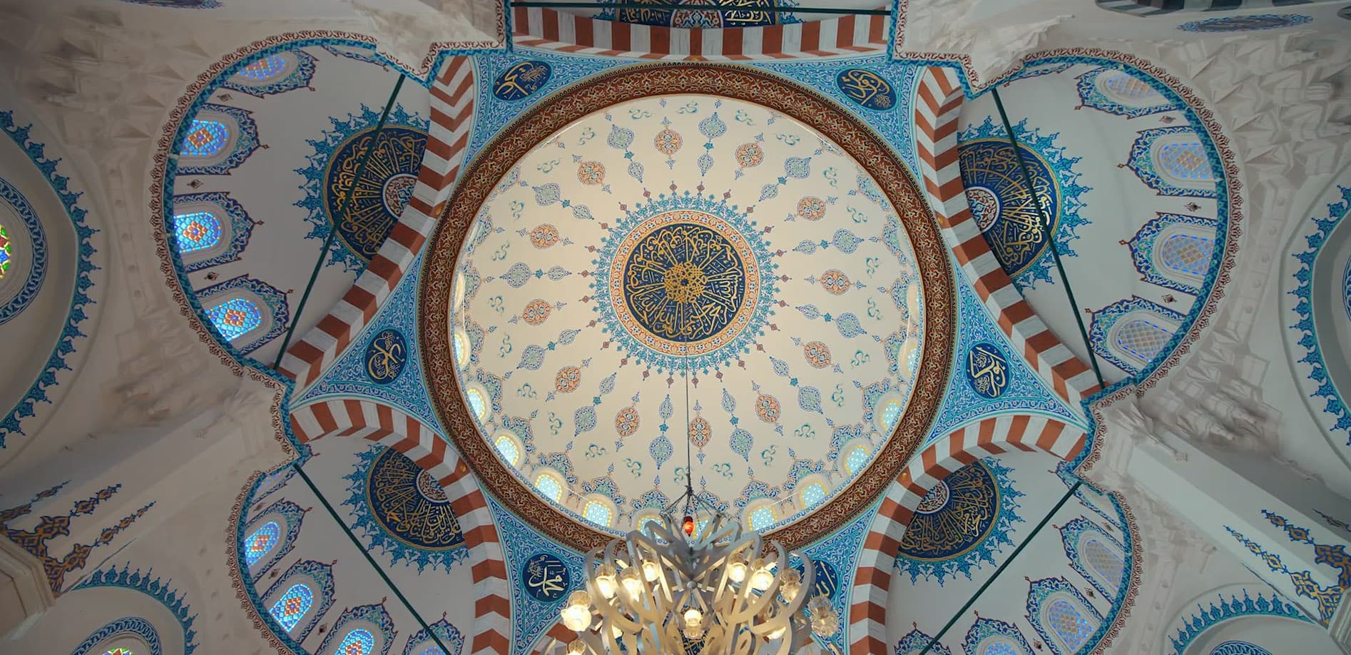 東京ジャーミイ 神への礼拝_8K