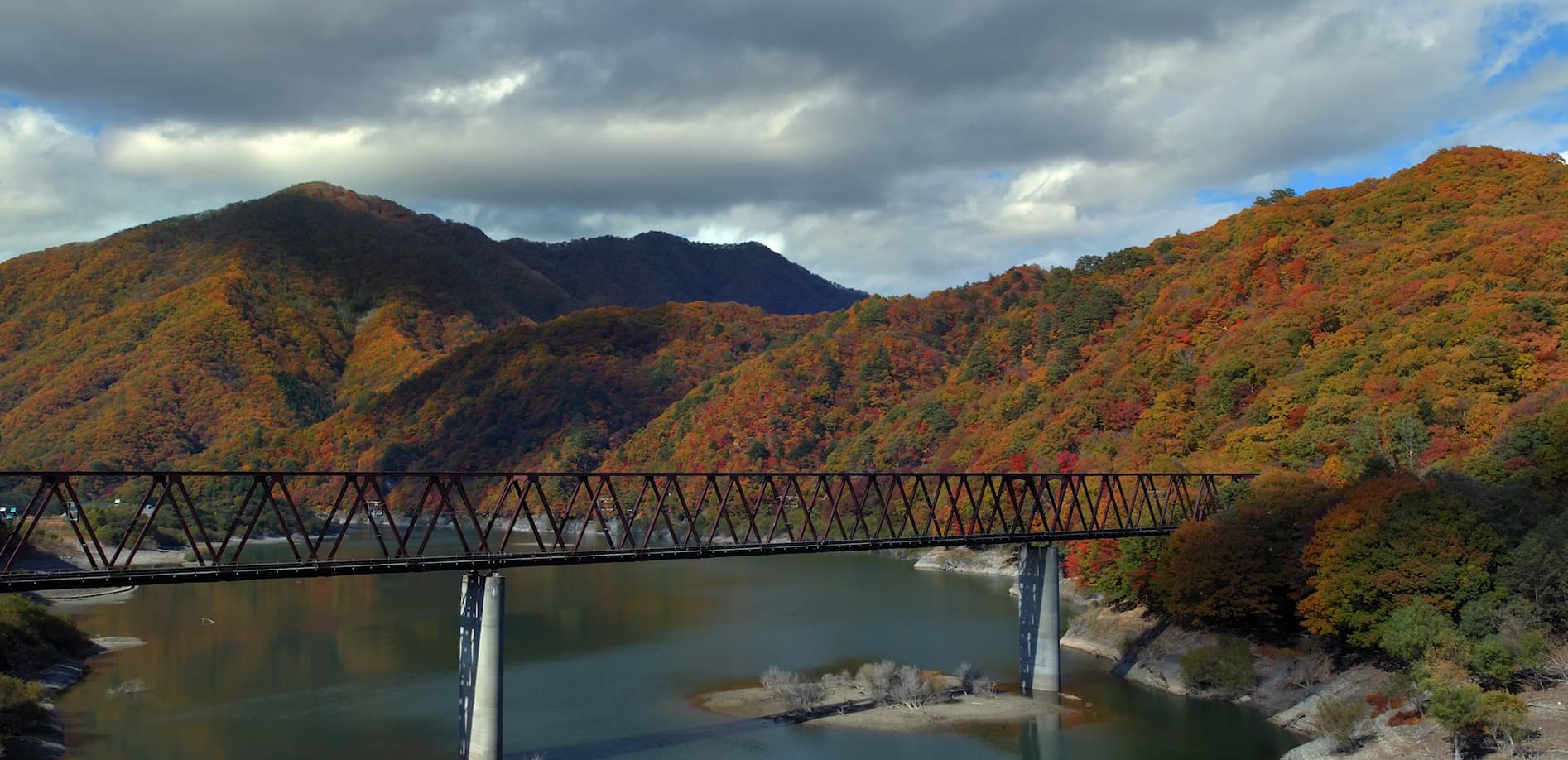 鬼怒川 龍王峡の紅葉_12K