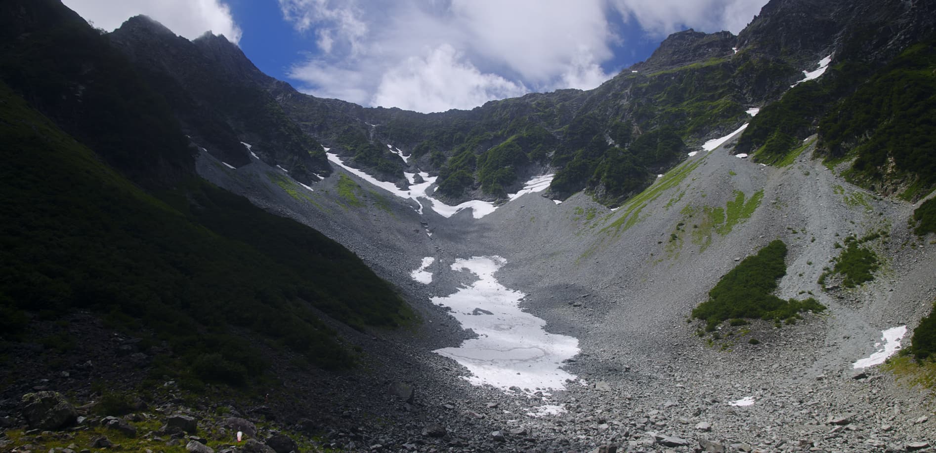 涸沢カール 夏の夜明け_8K